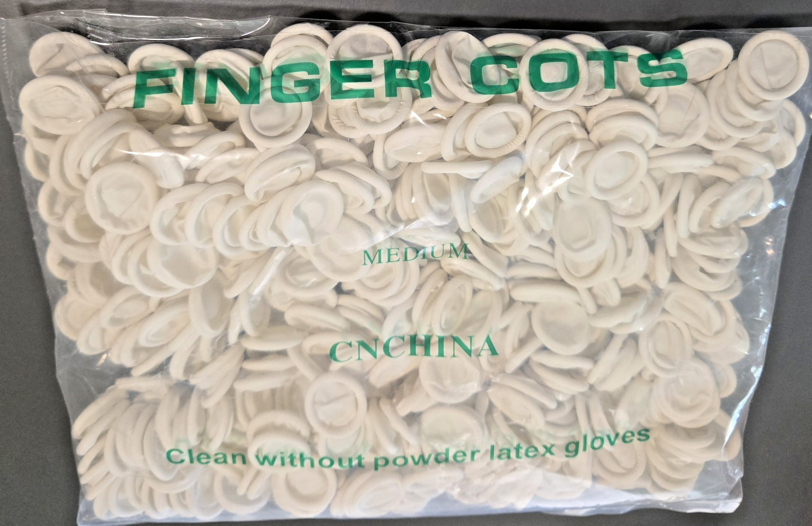 450 Medium Latex Finger Cots, Protective Covers for Nail Art, Lab Use & Crafting
