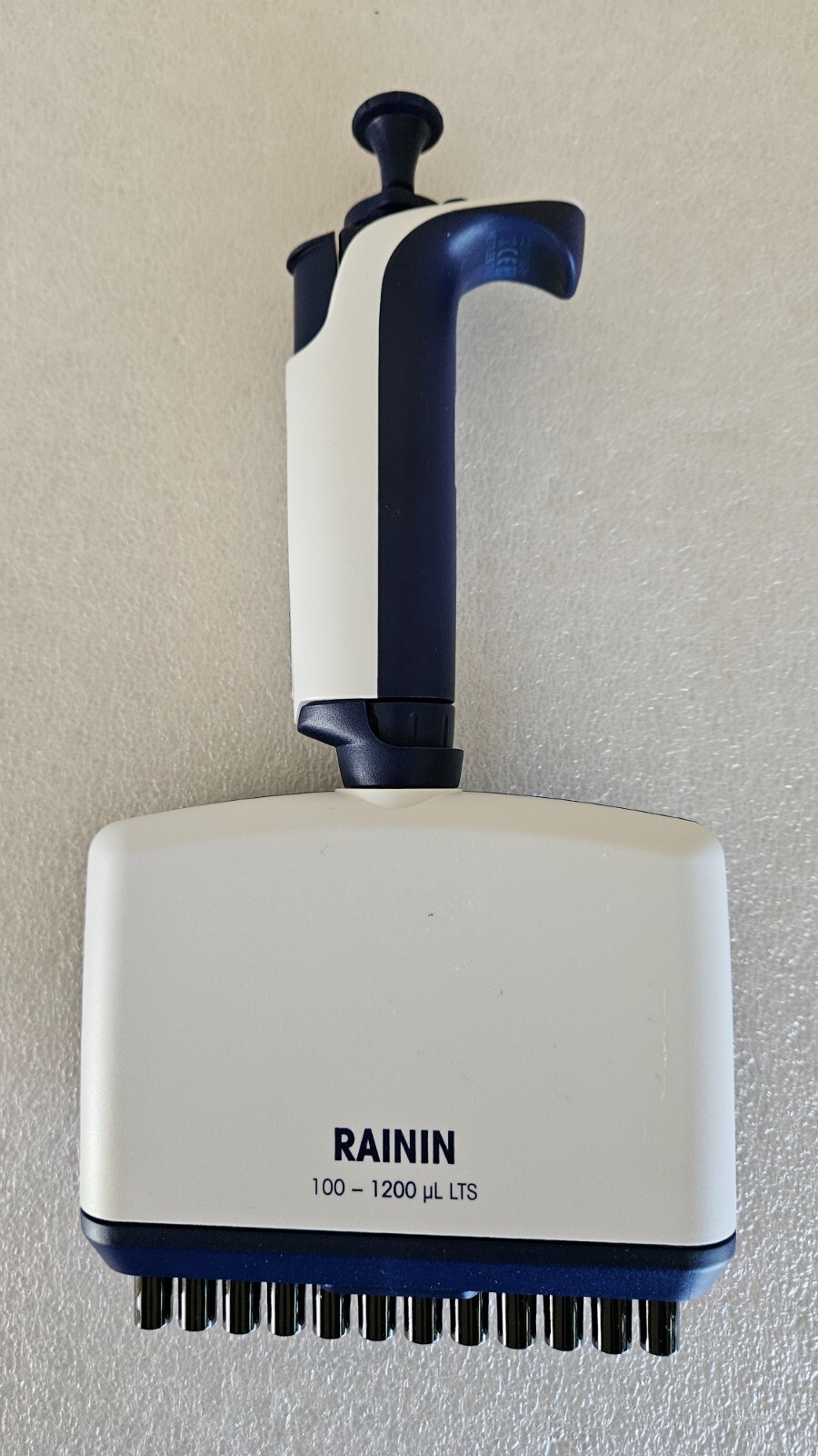 Rainin Pipet-lite XLS L-1200 uL LTS 12-Ch Multichannel Calibrated New Seal