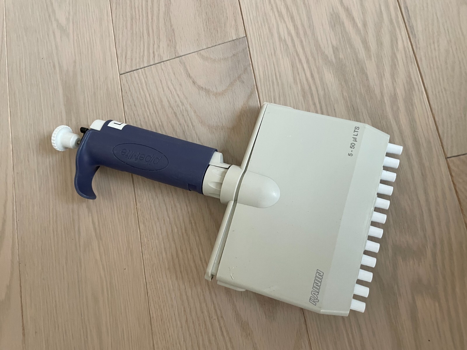 Rainin Pipet-lite Pipettor pipet LTS pipet multichannel L1200 1200ul 12 dhx
