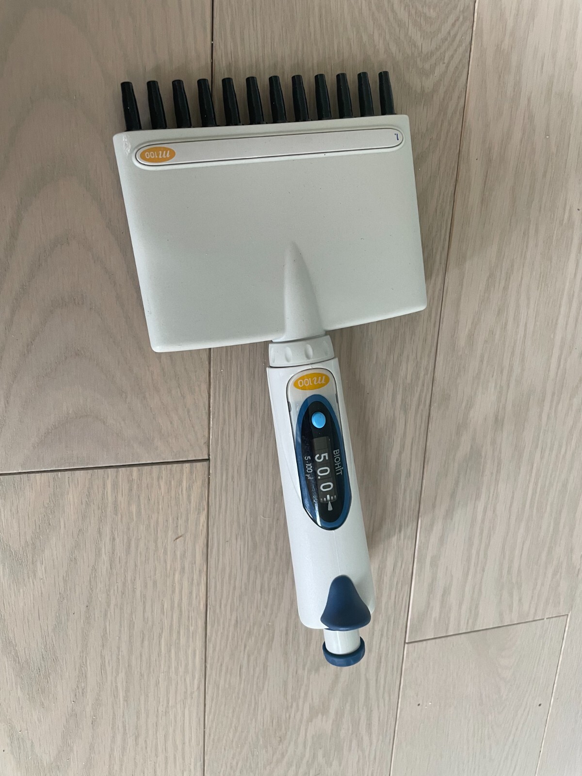 BioHit MLine pipette pipet 5-100 ul multichannel 12 M-line