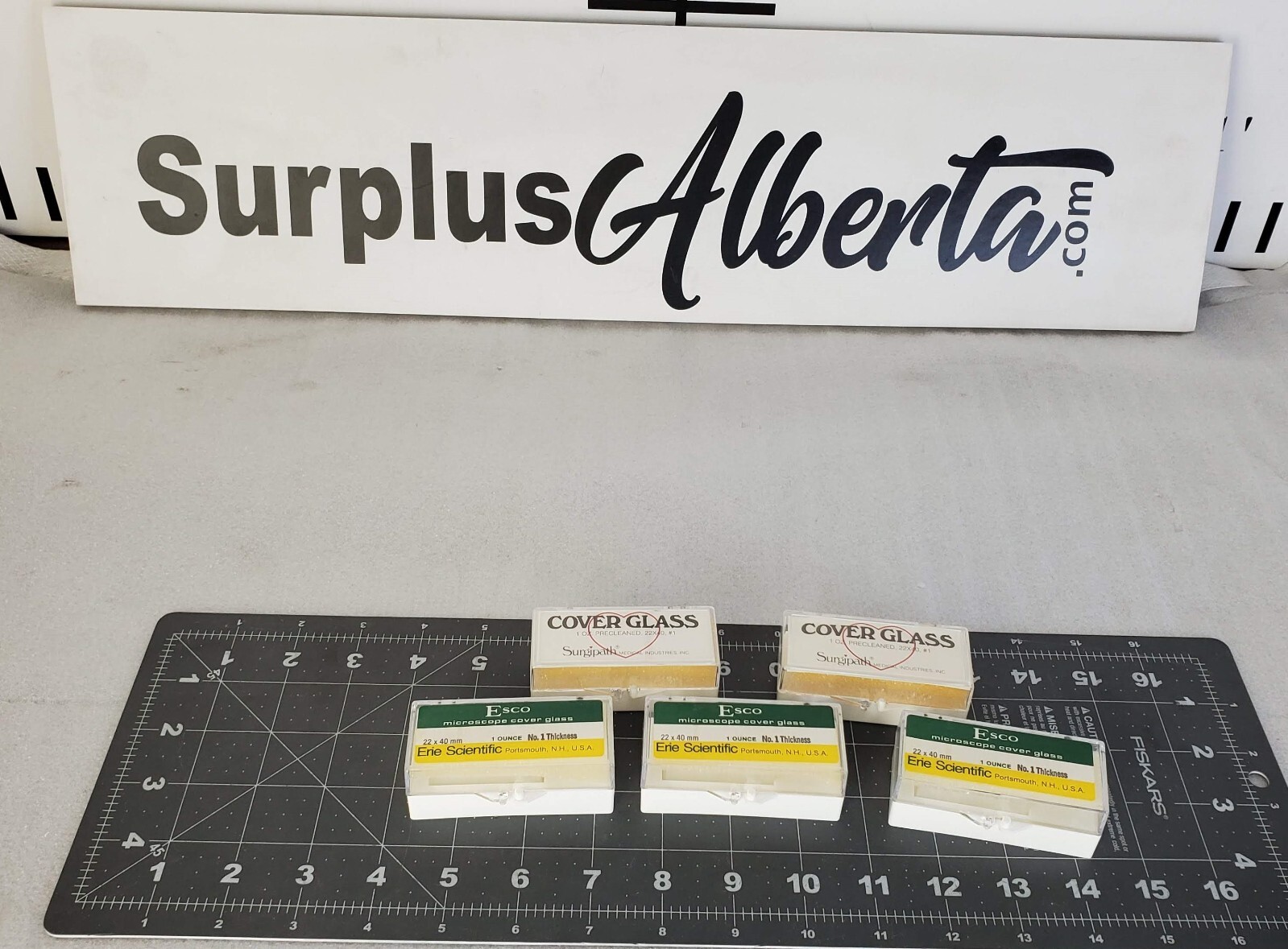 Surgipath Medical Industries & Esco – Cover Glass – 22mm x 40 – #1 x 5 Boxes NEW