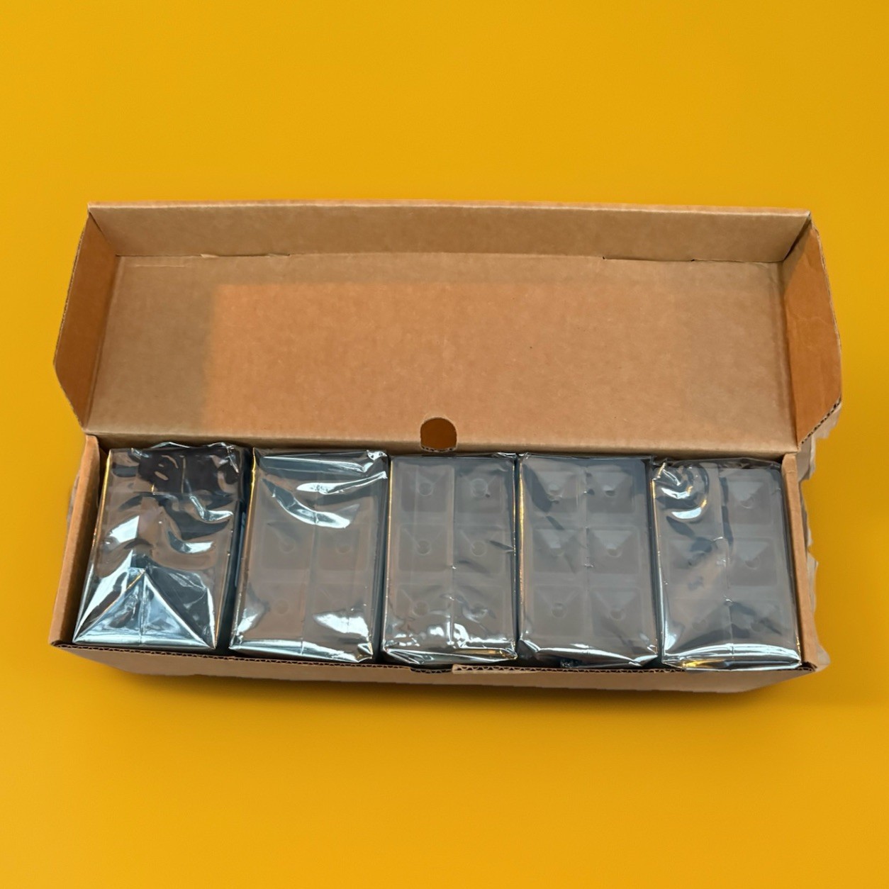 (50) LABCYTE Echo Qualified 2×3 Well Clear PP Microplates Amine Coating ER-0050