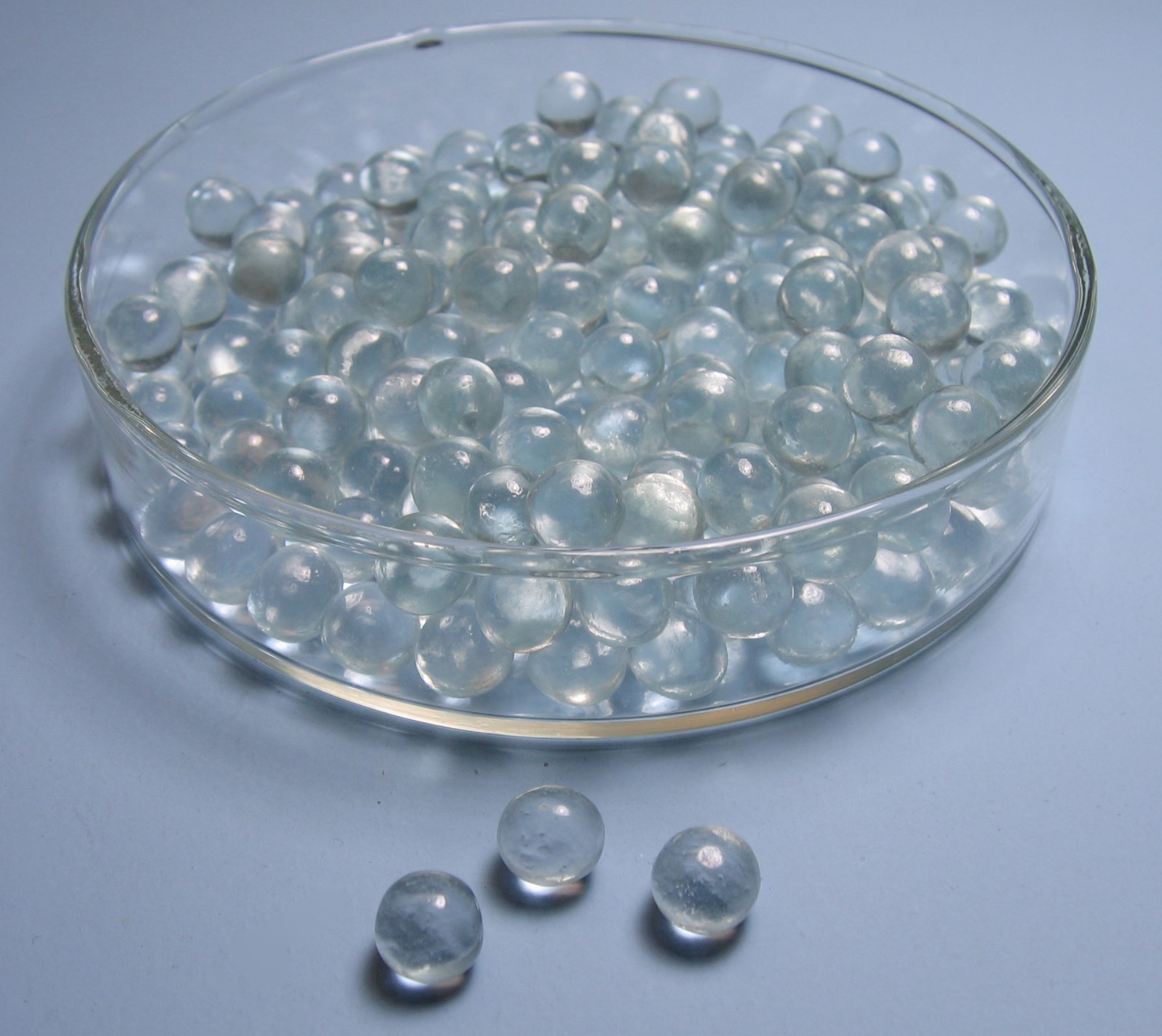 FLINT GLASS / SODA LIME BEADS 8 mm COLUMN PACKING 150 g