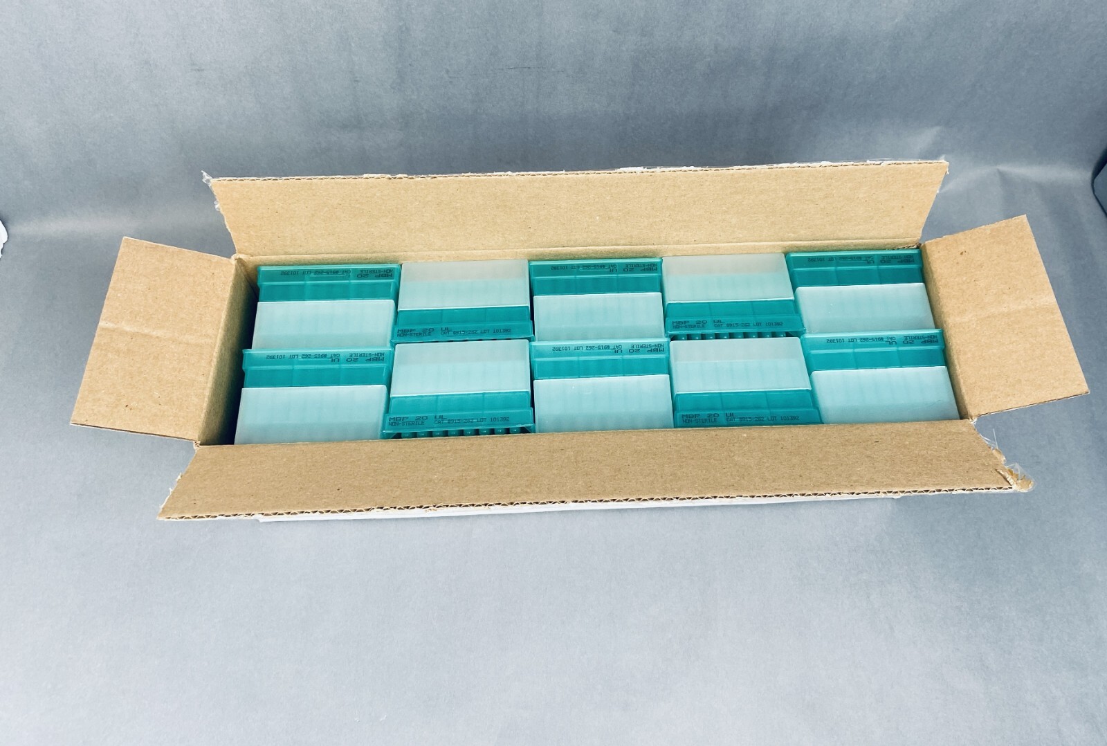 Molecular Bioproducts Pipette Tips 20 ul 20 Racks with 96 Tips Each