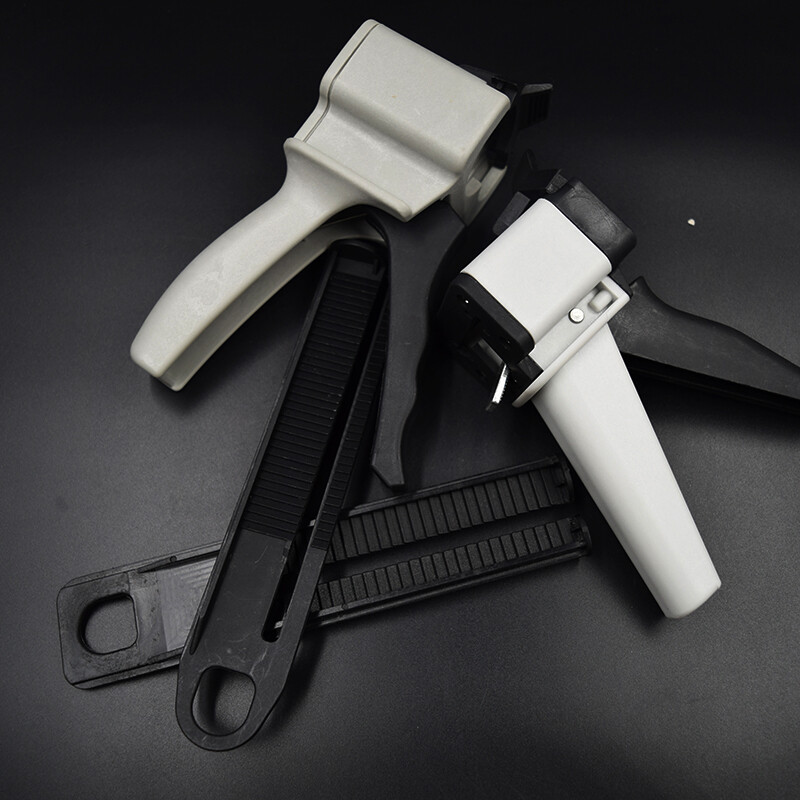 1:1/1:2 4:1/10:1 Ratio Dental Impression Material Mixing Dispenser Caulking Gun