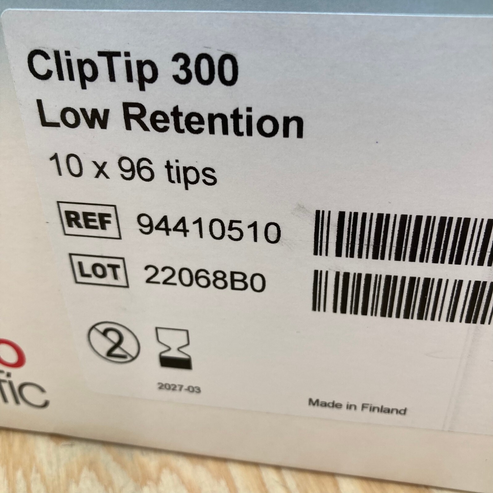 New Thermo 300µL ClipTip Low Retention Pipette Tips – 94410510 – Exp 03/2027
