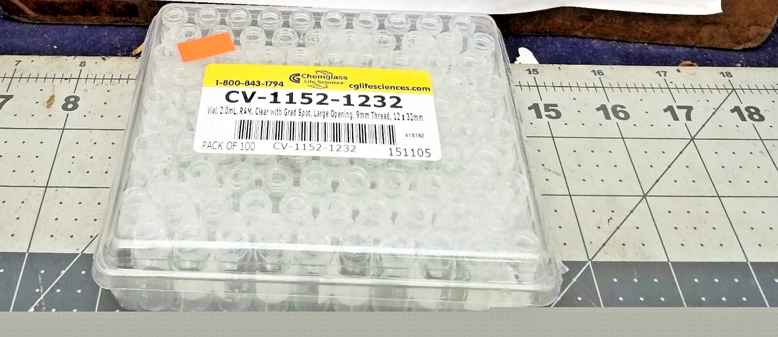 (100) 2ml Clear/ White Auto-Sampler Vials Screw Thread Bottle [D1B6]