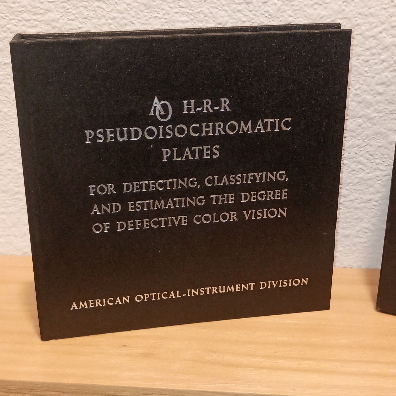 American Optical HRR Pseudoisochromatic Plates 1957 2nd Ed Color Blindness Test