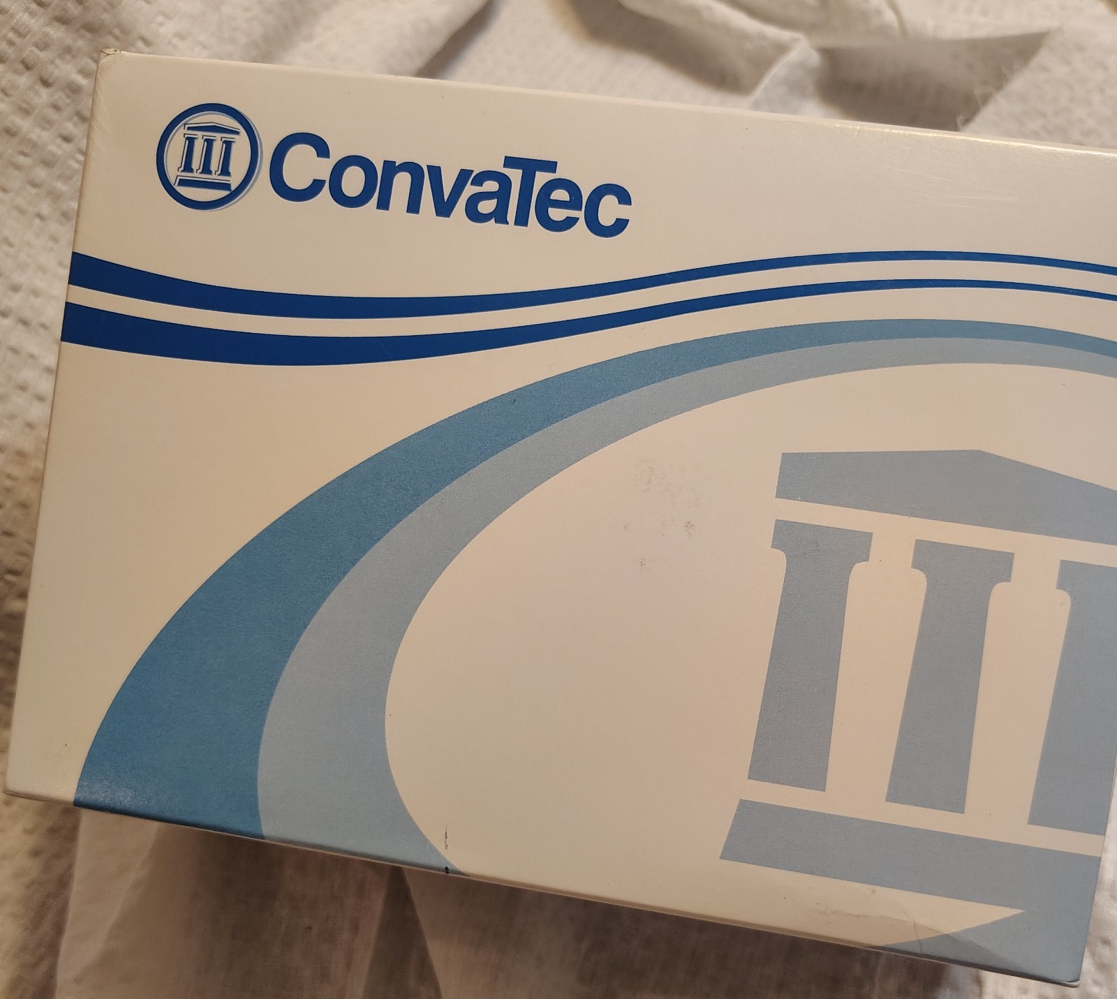 ConvaTec SUR-FIT Natura Opaque 2-Piece Closed-End Pre-Cut Pouch 57mm 30ct
