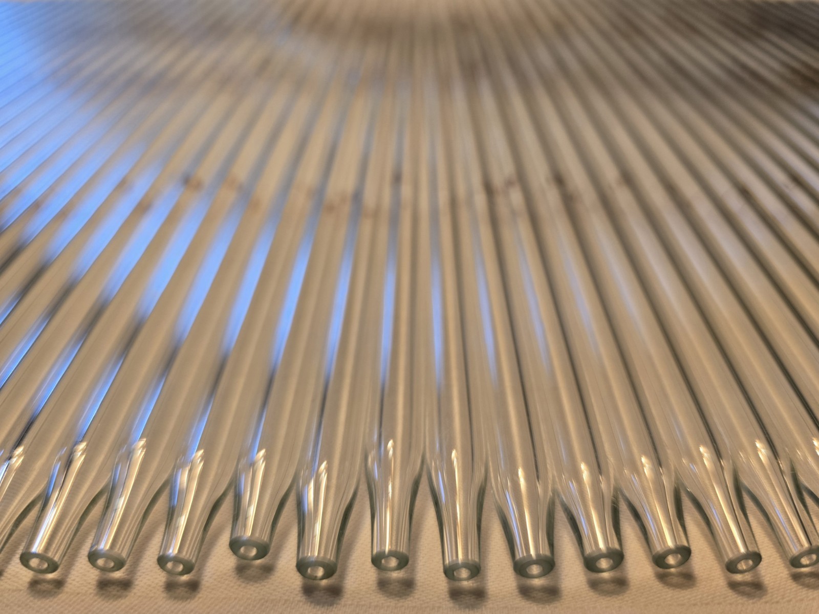 Lot of 38 Fisherbrand Fisher 13-670D 2.2mL Borosilicate Glass Pipets, excellent