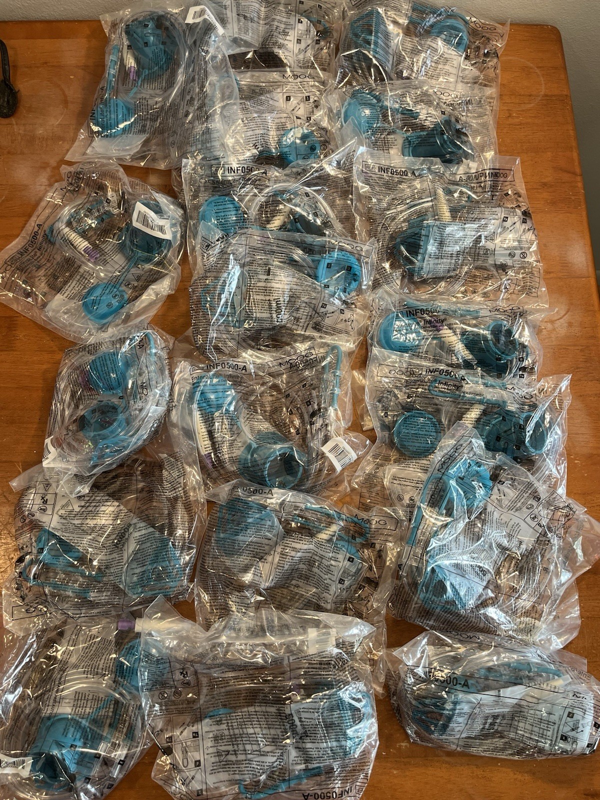 New in Bag Lot of 21 Moog INF0500-A Enteral Feeding Pump Set 500 ml Pumps