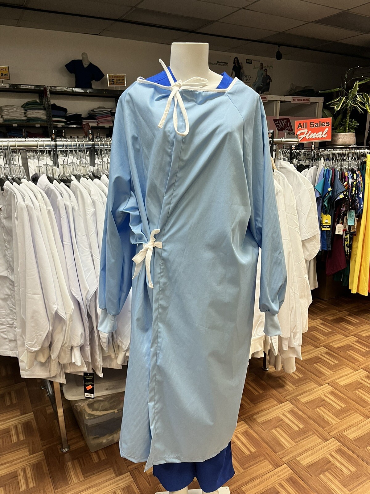 PPE Medical Laboratory Surgical Isolation Gown Washable/Reusable Light Blue