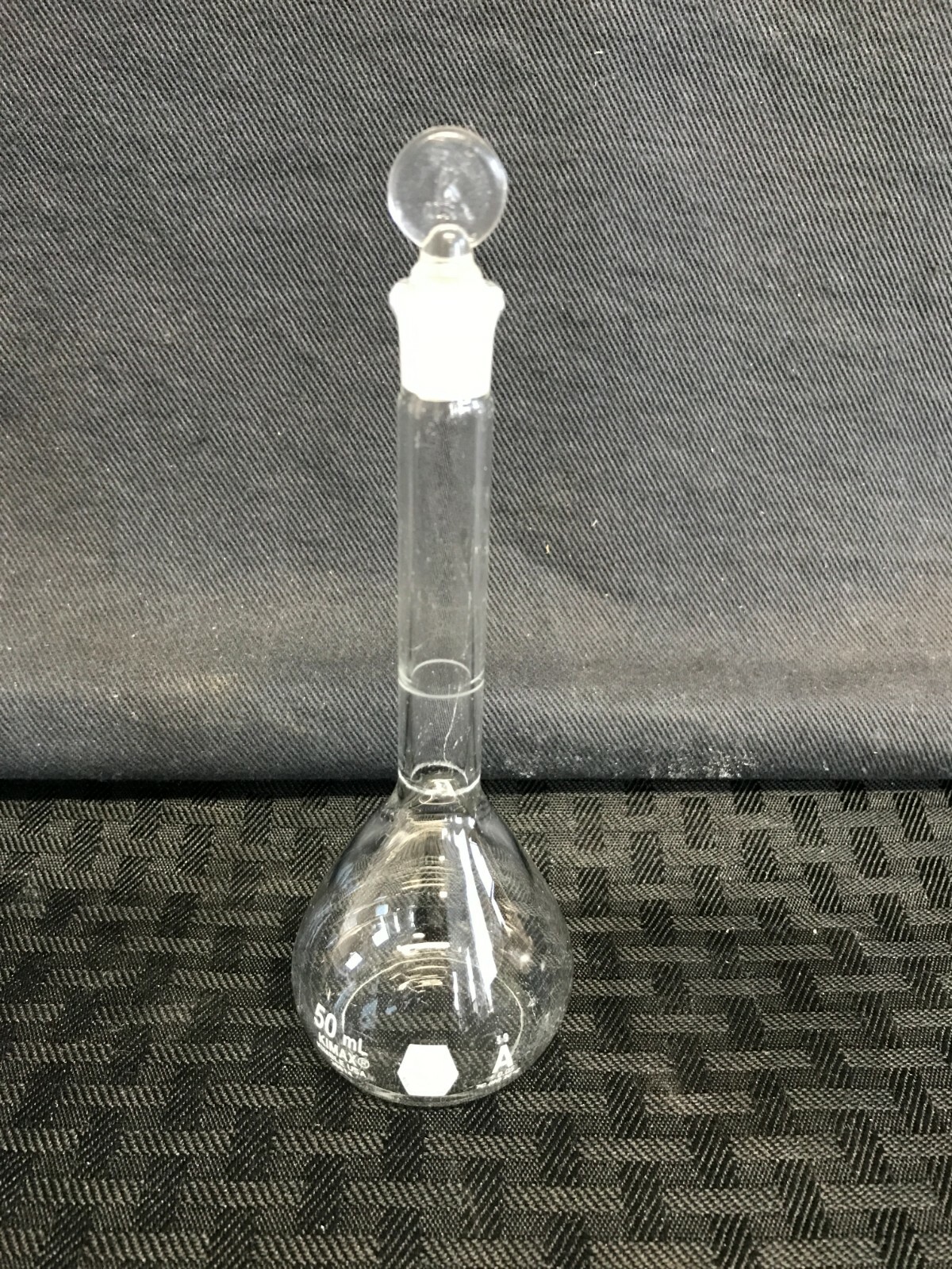 KIMAX Glass 50mL ±0.05 Class A Volumetric Flask w/ #9 Stopper 28014-50