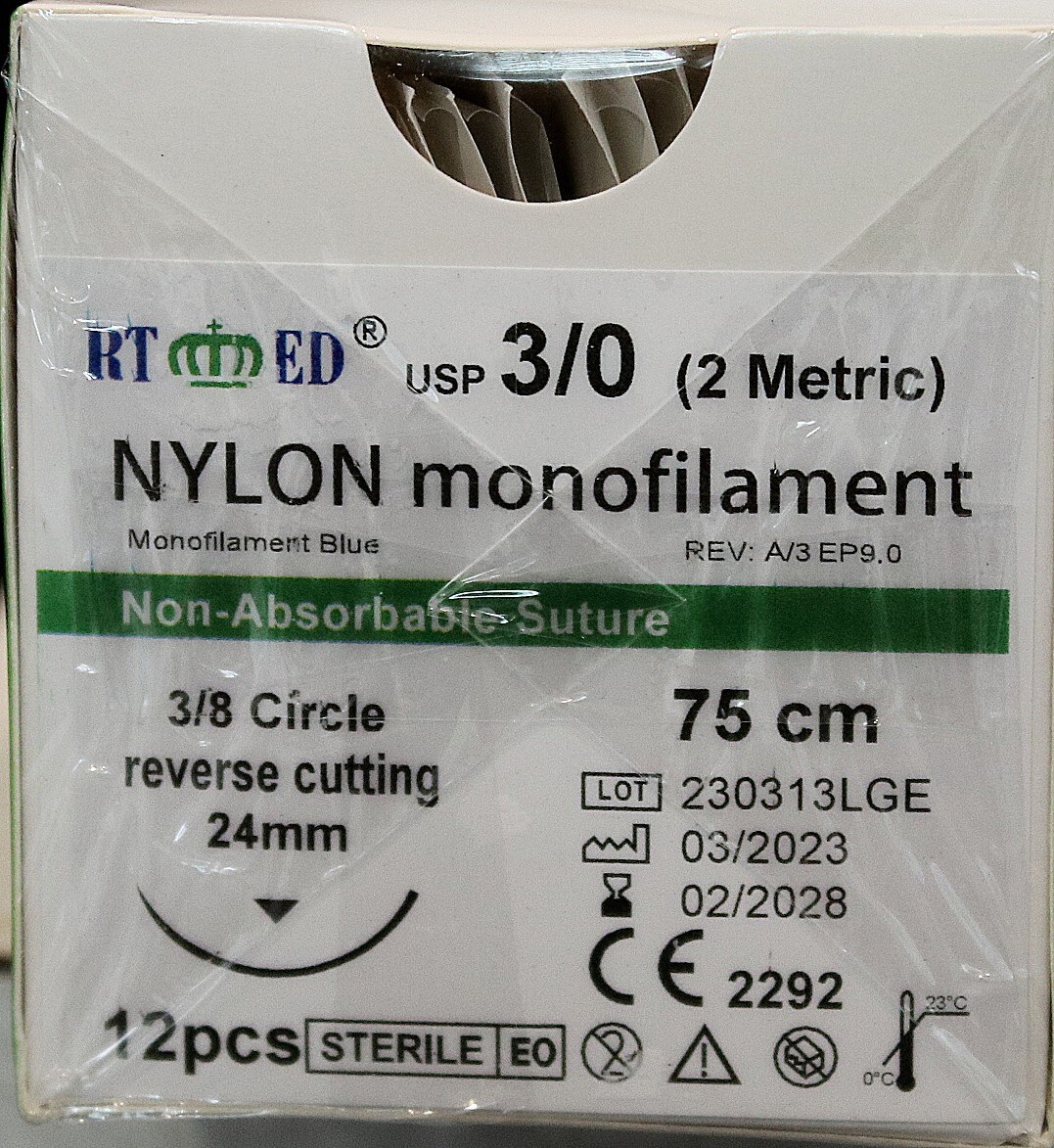 Nylon Mono Suture Size 3-0. 75 cm 3/8 Circle Cutting 24 mm Human/Vet 1 DOZEN
