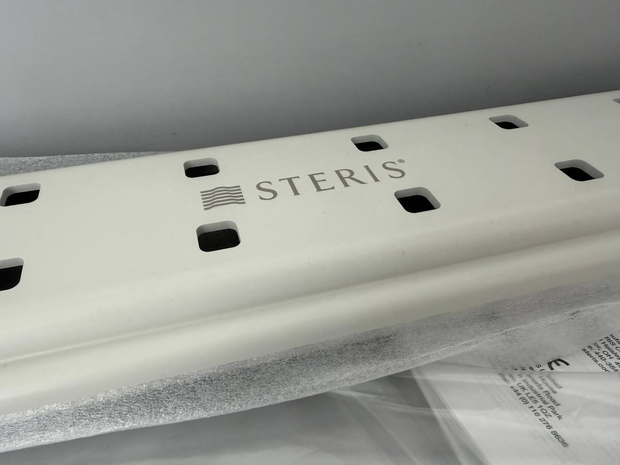 Steris 000180360 Prolite Sterilization Tray VP0047 25″ x 4.5″ x 2.25″