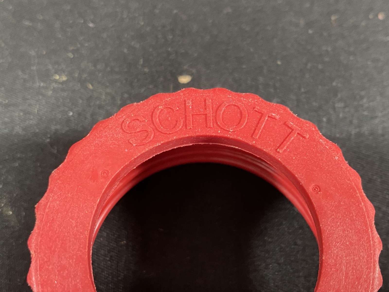 SCHOTT DURAN PBT Red Open Top High Temperature GL 45 Screw Cap 292271007 (10/Pk)