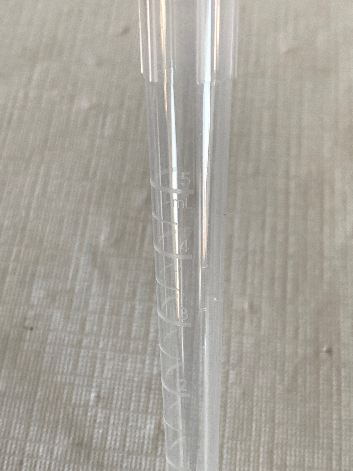 (200/Pack) Laboratory 5mL Polypropylene Micropoint Graduated Pipette Tips