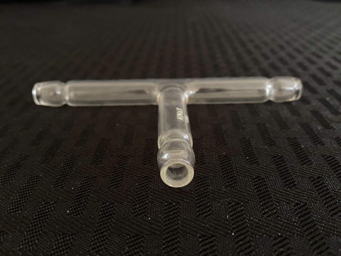 Kimble Kimax Glass «T» Shaped Serrated Hose Connecting Tube, 71mm H x 119mm W