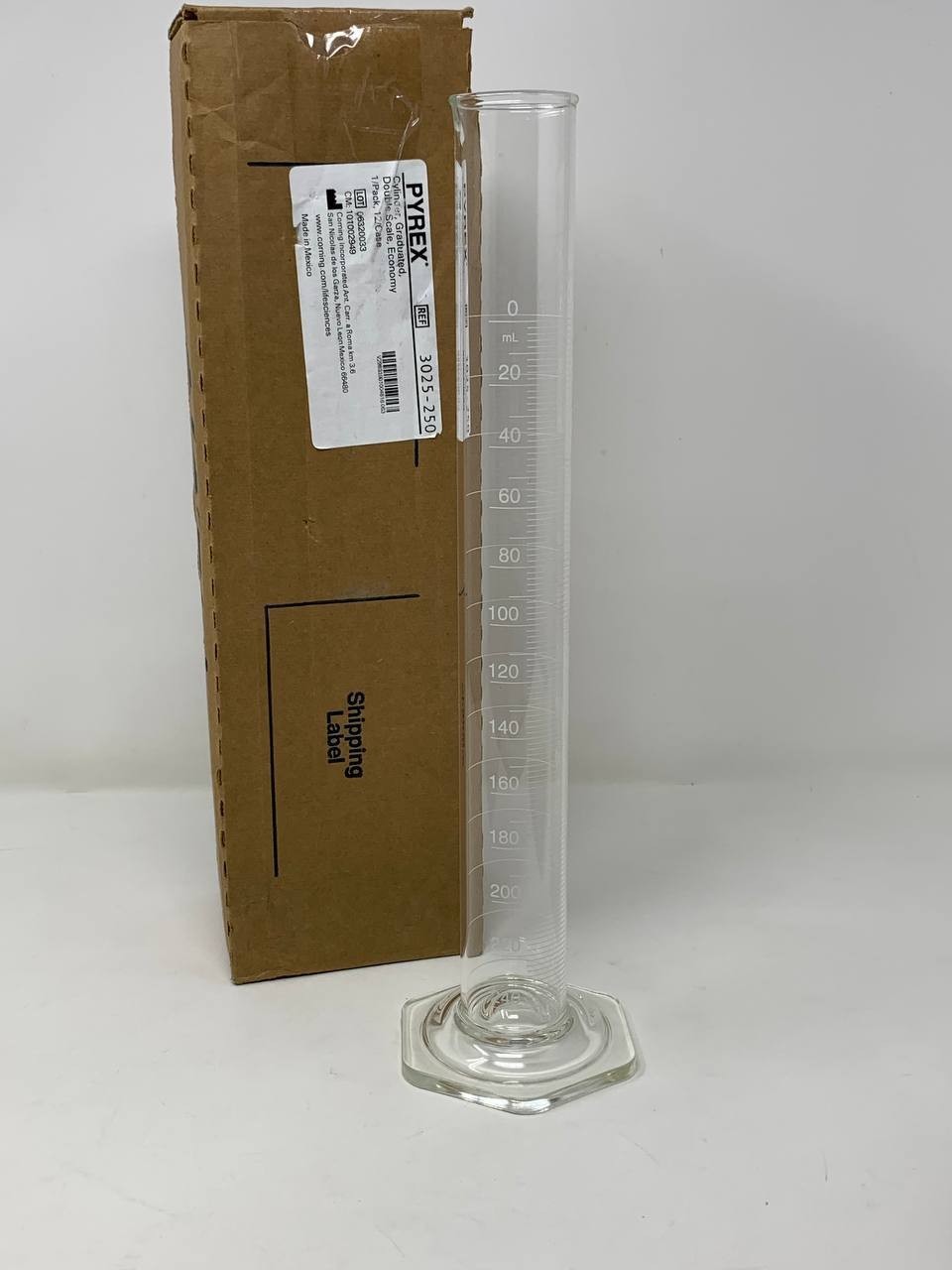 PYREX 250mL Graduated Cylinder – Double Scale, 2mL Intervals, New