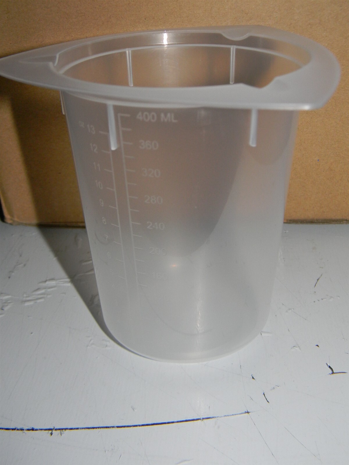 Globe Scientific 3643 Polypropylene Tri-Corner Beaker Graduated 400ml Cap. (100)