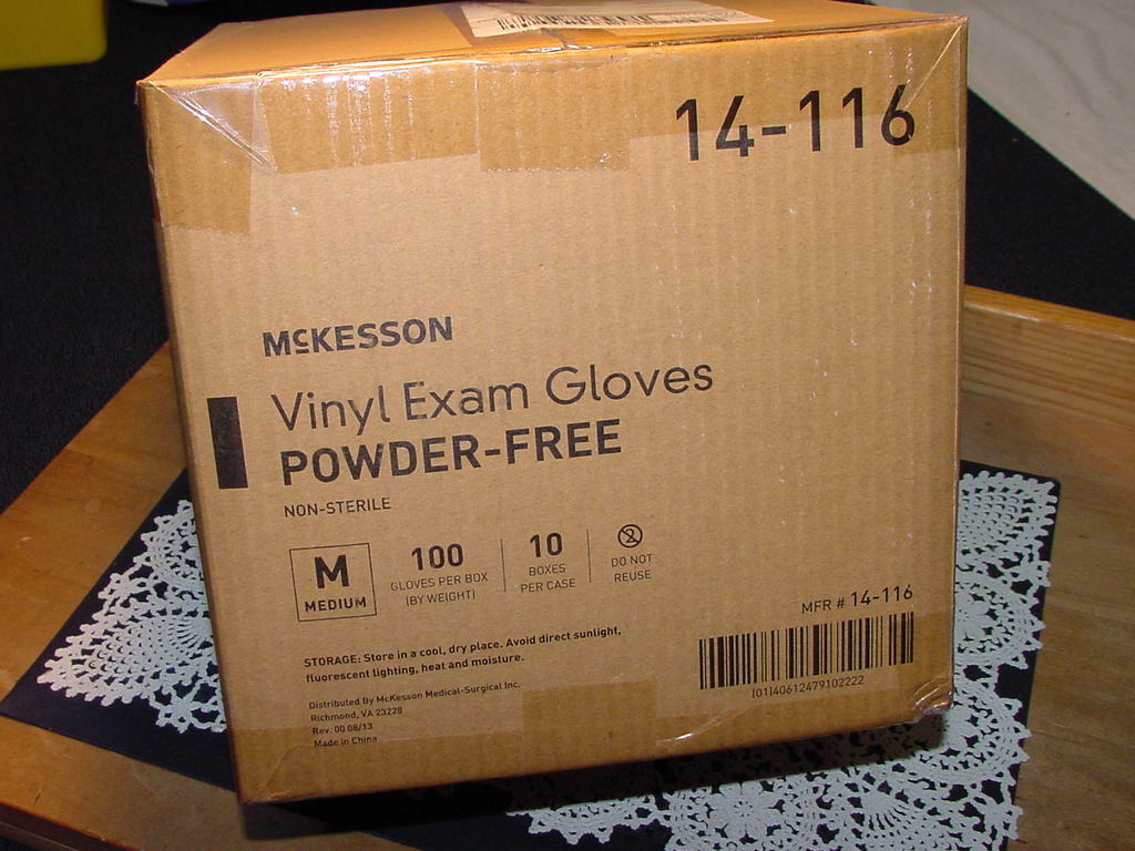 McKesson 14-116 Vinyl Exam Gloves, Clear MEDUIM, 100/Box, 1000/Case, Powder Free