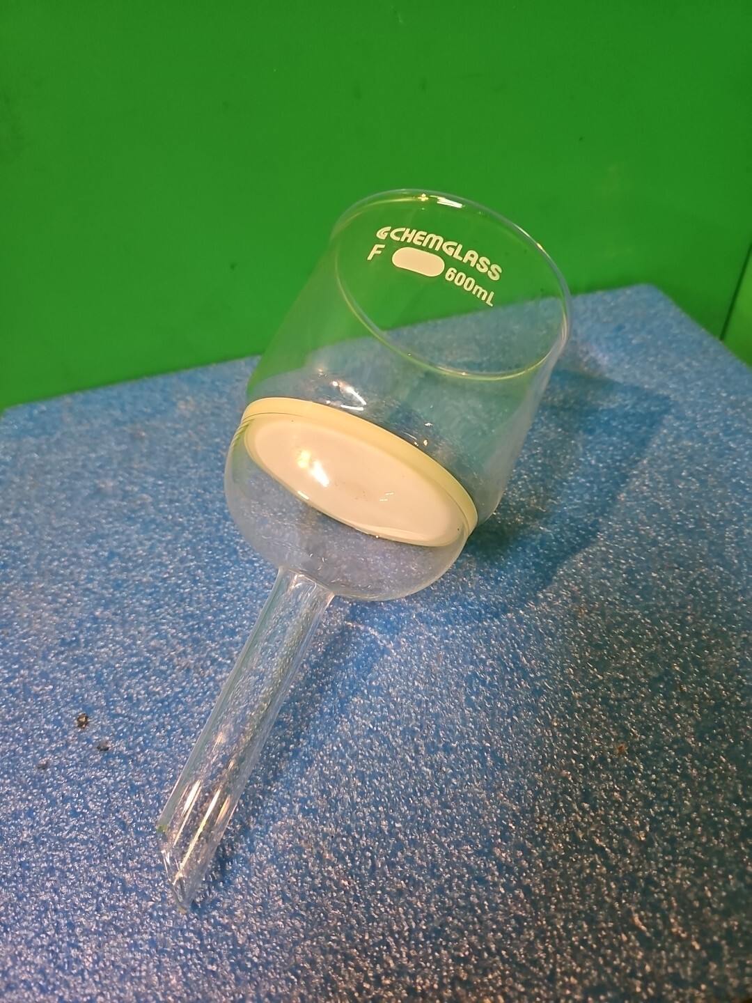 CHEMGLASS 600mL Glass Fine Frit Buchner Filter Funnel CG-1402-28