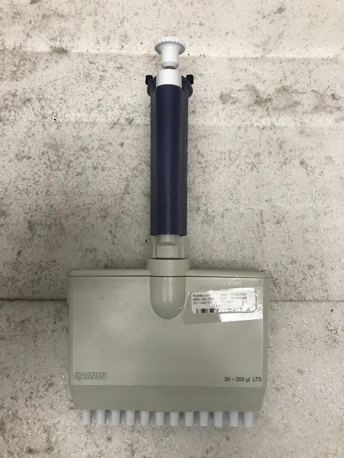 Rainin Pipet-Lite / 200-200ul LTS / 12-Channel Adjustable Spacer