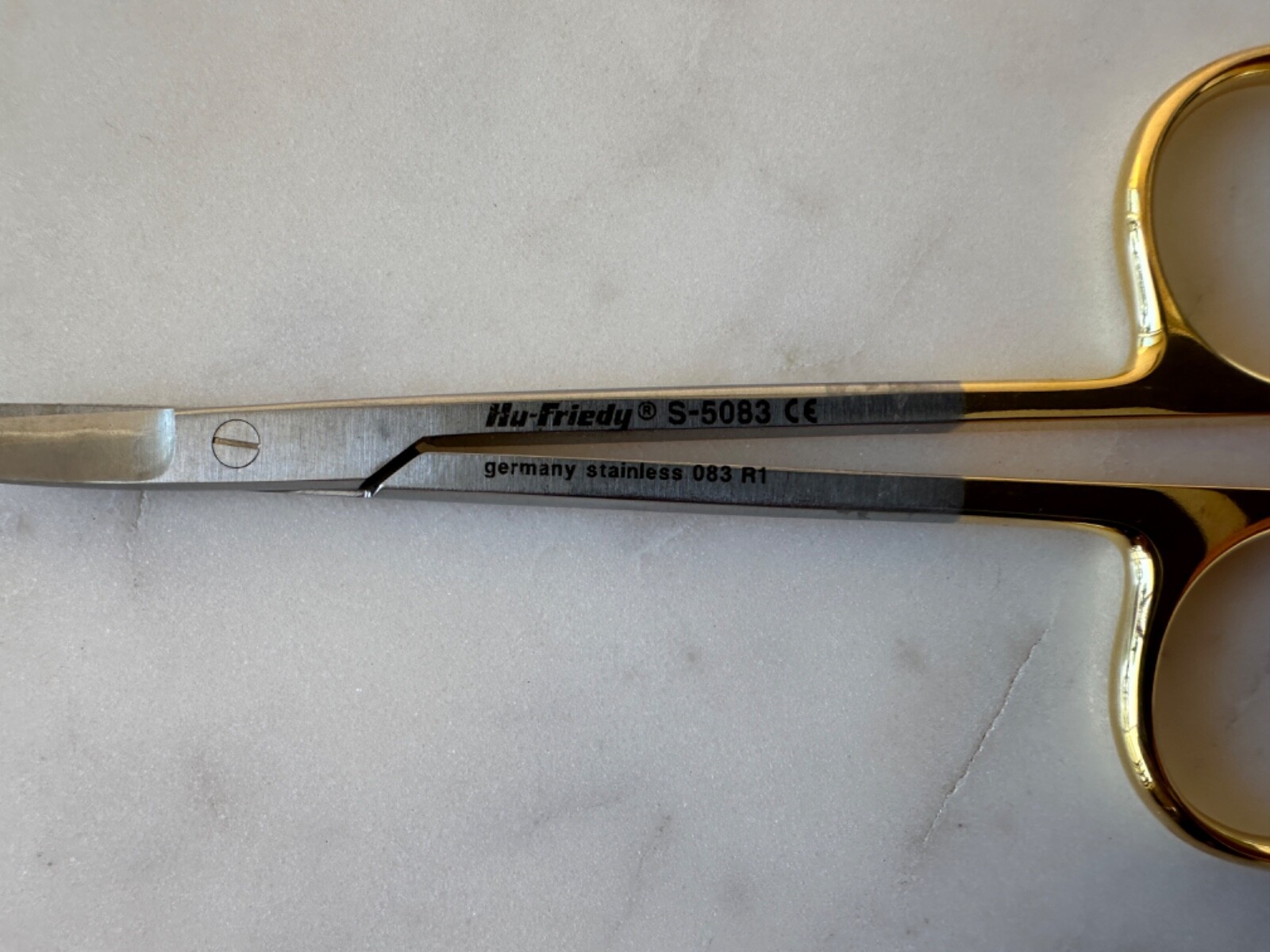 🦷HU-FRIEDY SCISSORS IRIS #S5083 ANGLED, PERMASHARP 11.5CM