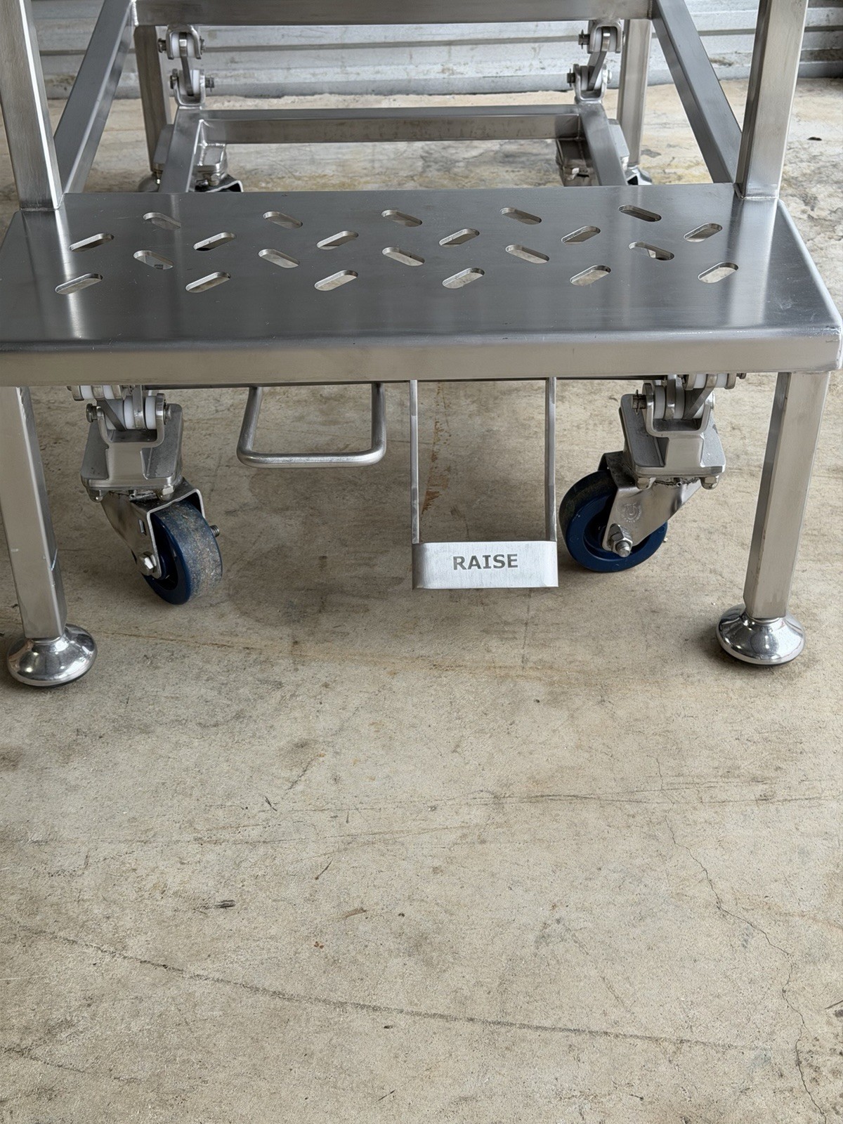 Custom Made Lab Cleanroom Stainless 3-Step Mobile Platform Ladder