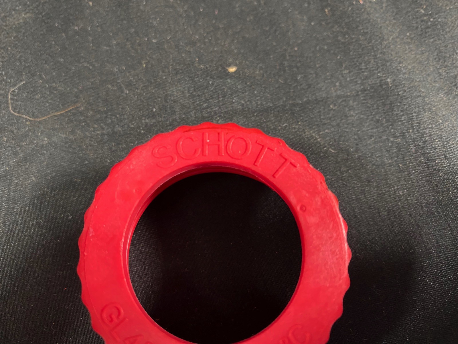SCHOTT DURAN PBT Red Open Top High Temperature GL45 Screw Cap 292271007 (1/Pack)