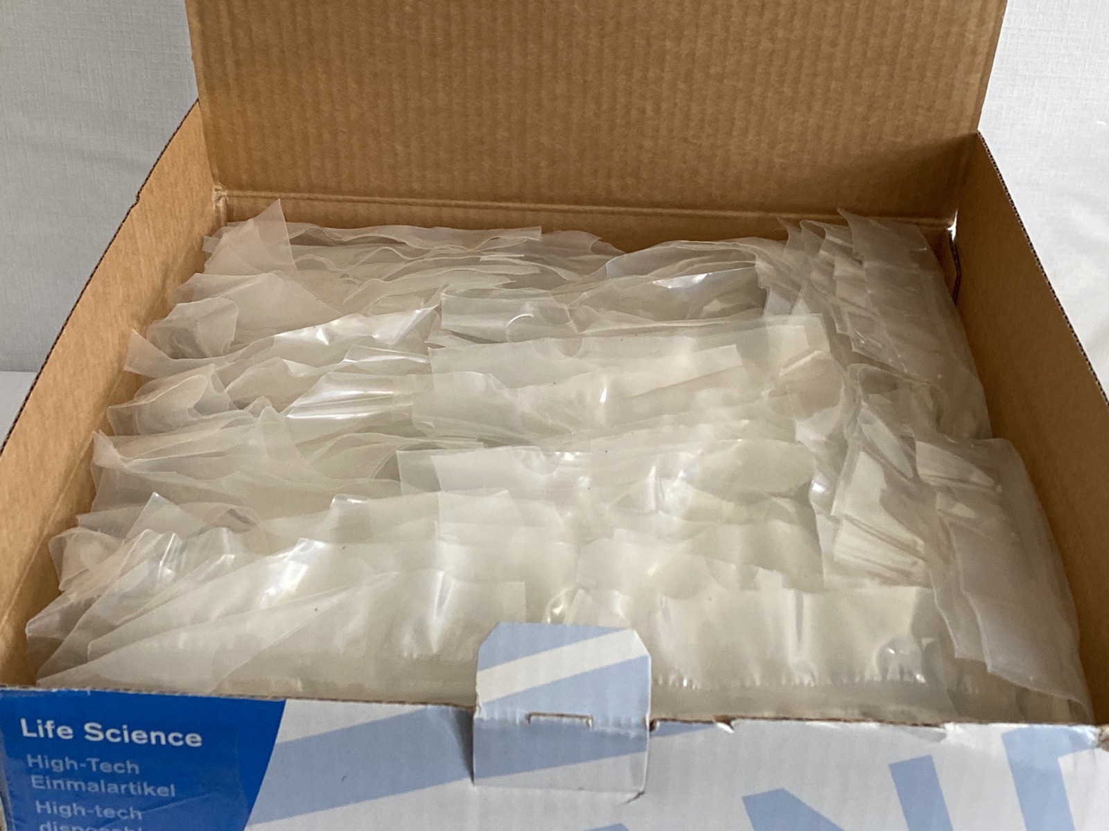 (50) BRAND TECH 96-Well CellGrade Microtitration Plates White F-Bttm Lid 781965