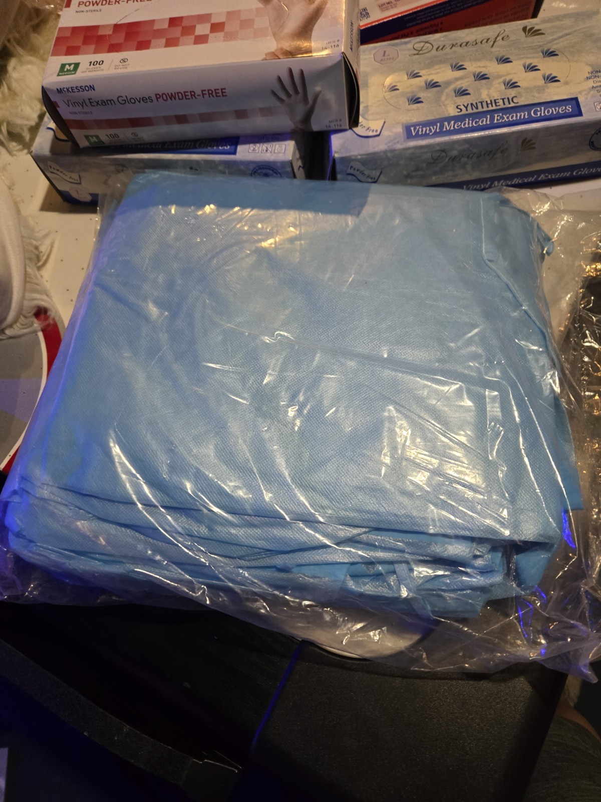 Blue Polypropylene Isolation Gown, Latex-Free, Large Cri 4001 Pack of 50