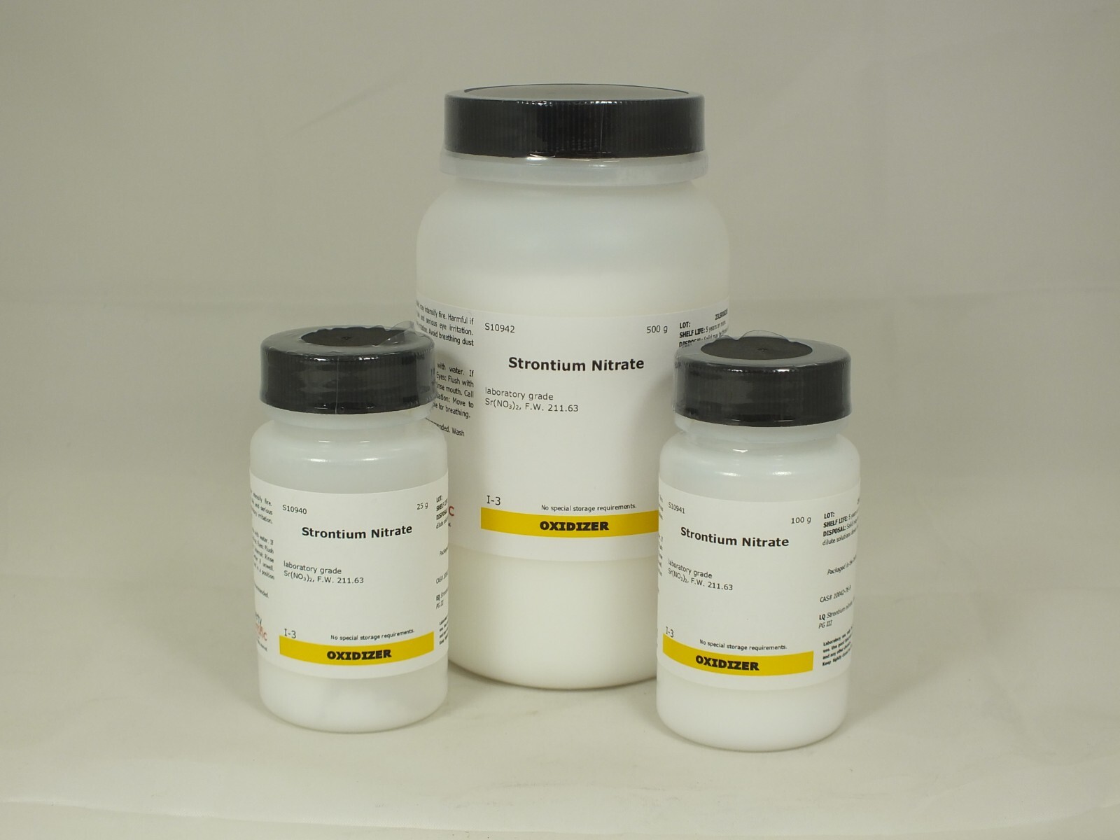 Strontium Nitrate, laboratory grade, 25-100-500 g