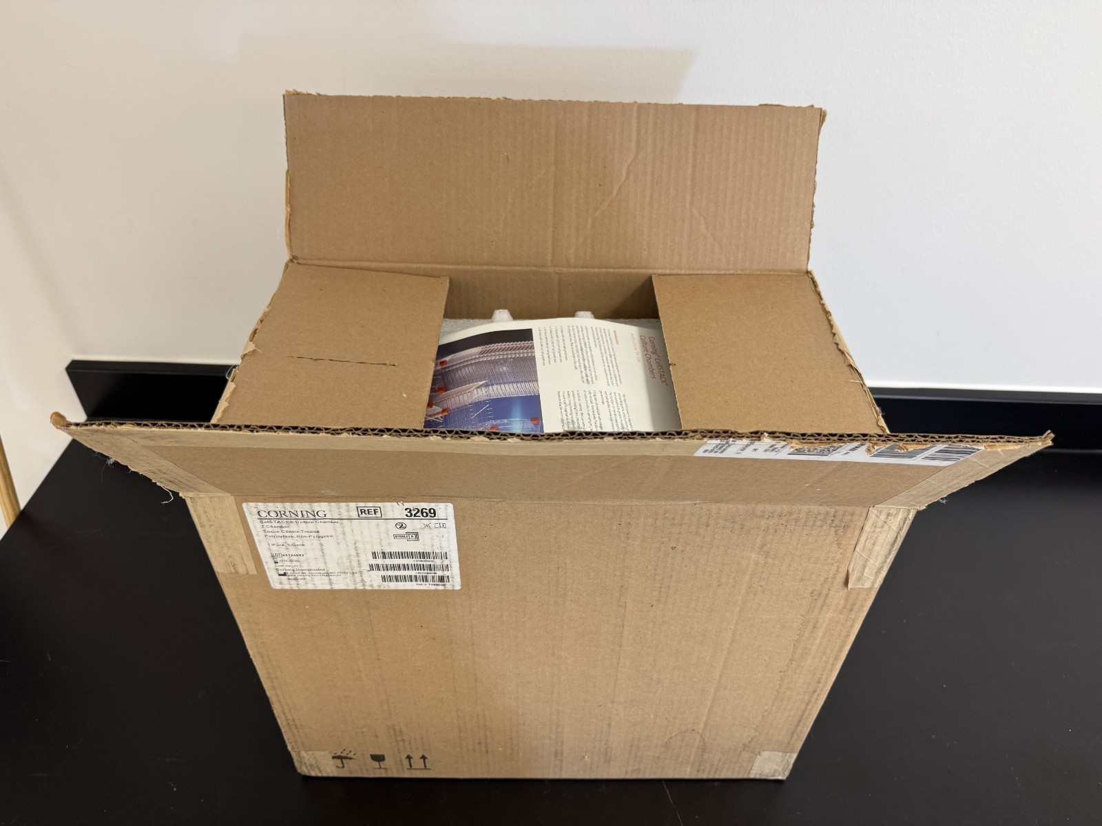 CORNING Polystyrene 1272cm² 2-Chamber TC-Treated CellSTACK W Vent Caps 3269 5/cs