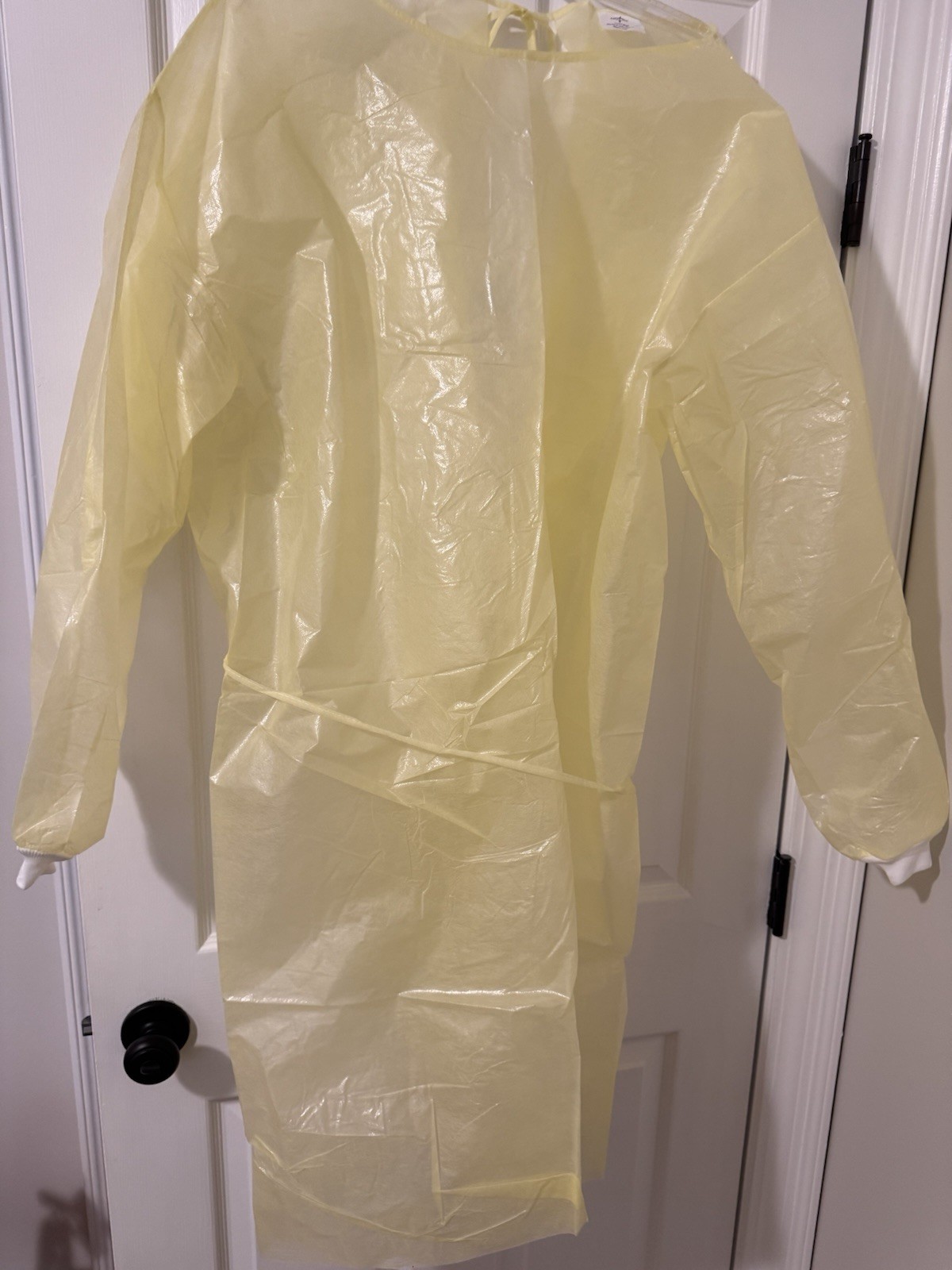 Medline Poly-Coated Protective Cover Gowns Sz Large Yellow CRI4040PCC Case 100