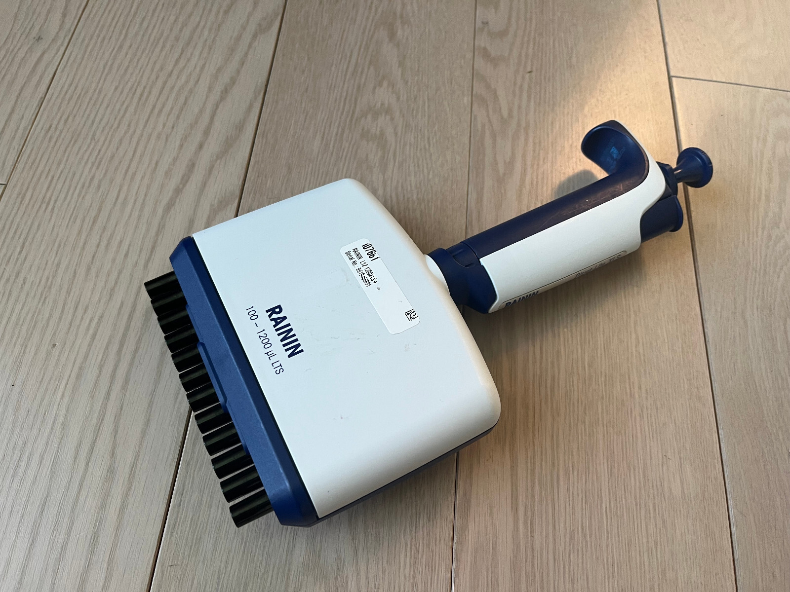 Rainin XLS Pipet-lite Pipettor pipet LTS pipet multichannel L1200 1200ul 12 qm