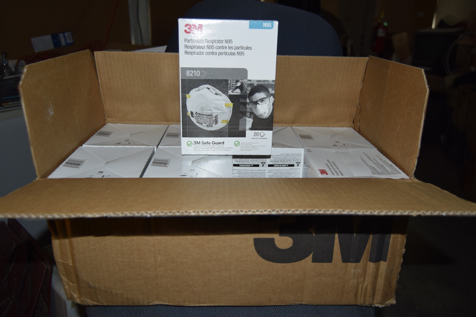 CASE (160) 3M 8210 N95 Disposable Particulate Respirator Dust Mask, EXP 05/2025