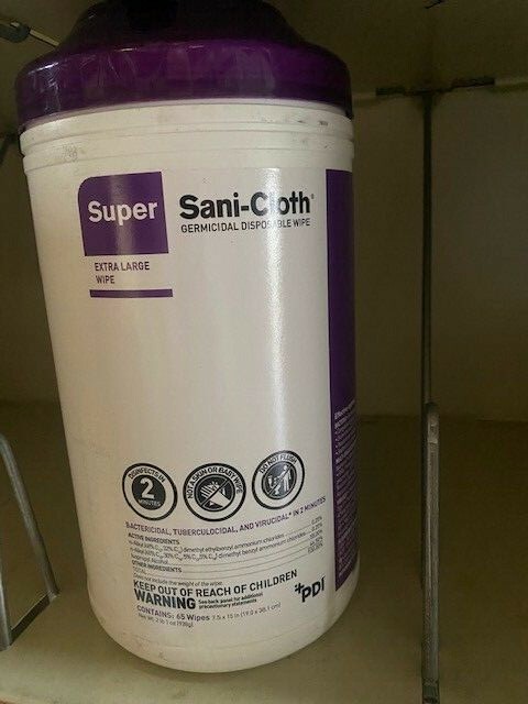 PDI Q86984 – Super Sani-Cloth Wipes XL 7.5″ x 15″ 65/Canister, Exp 10/2022