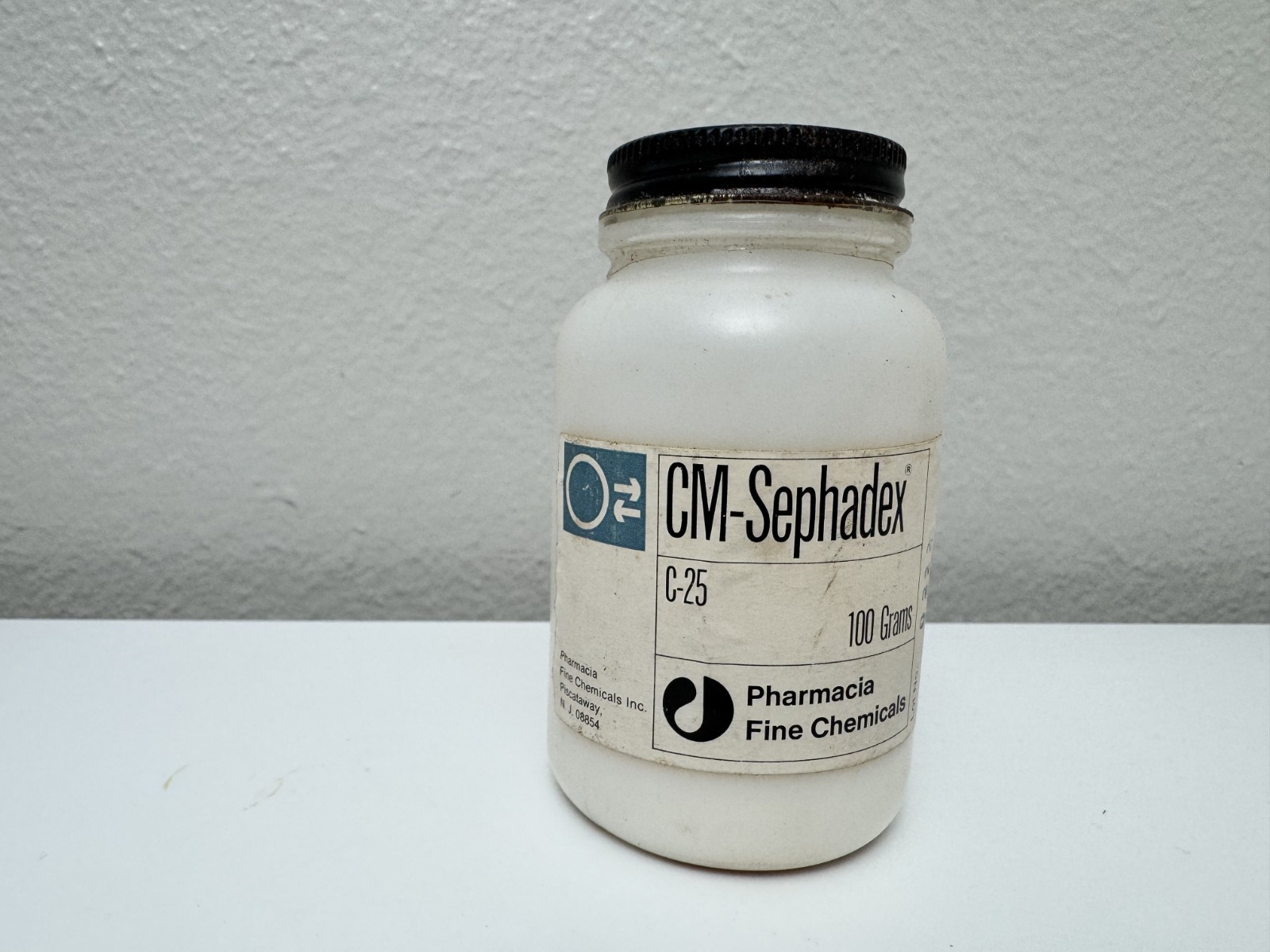 PHARMACIA CM Sephadex C-25 40-120 micron particle size 60 grams