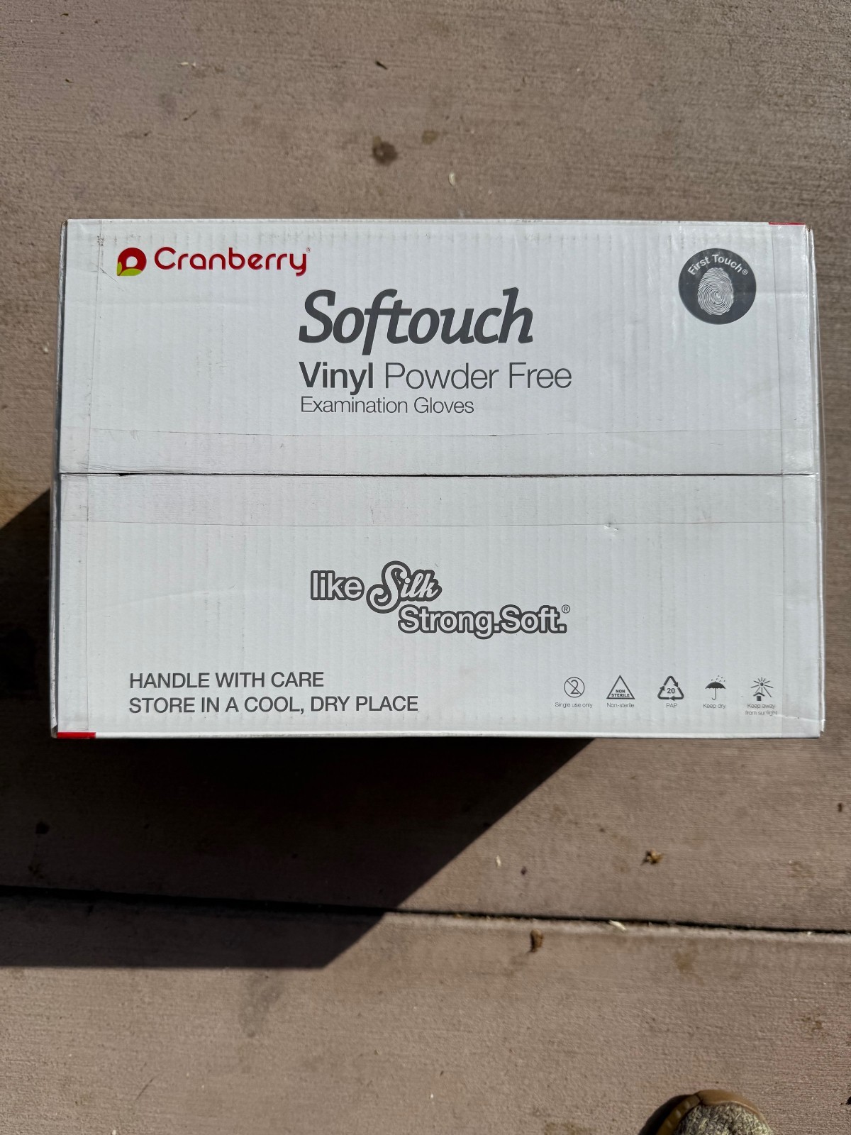 Cranberry Softouch Vinyl Exam Gloves Clear Non-Sterile
