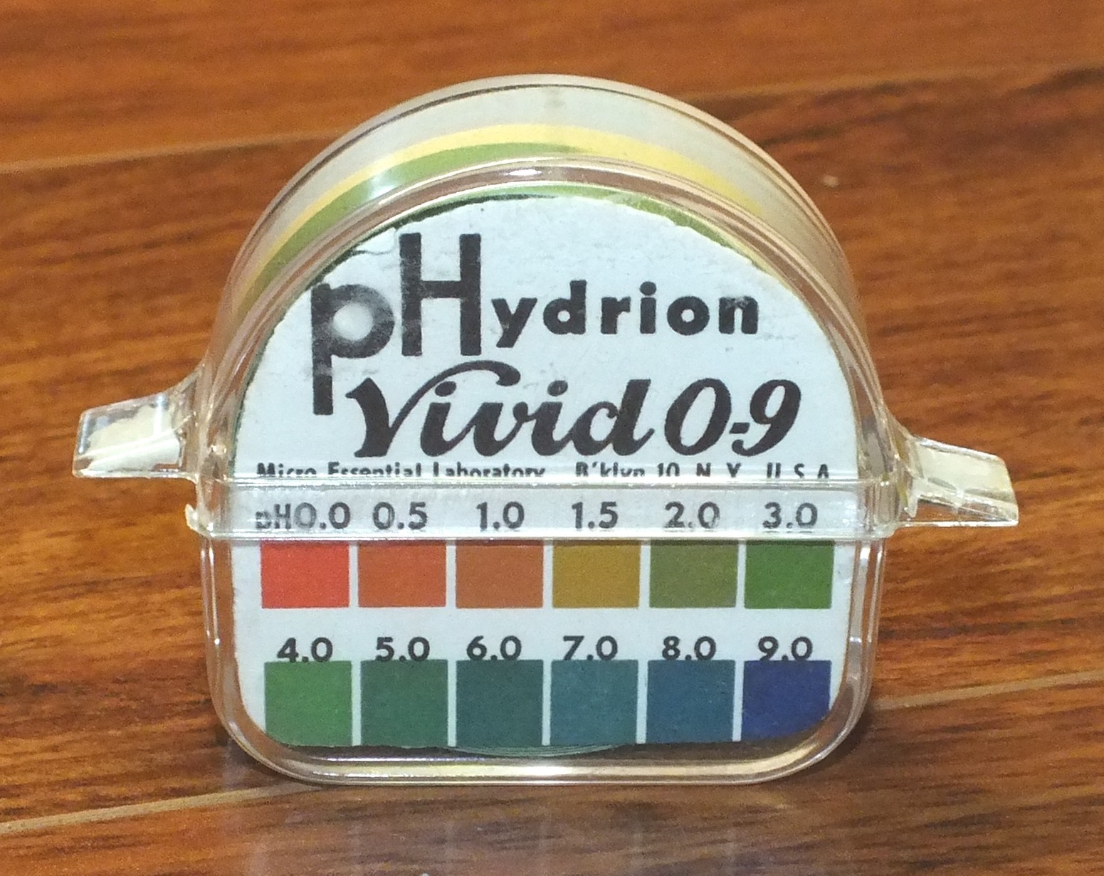 Micro Essential Laboratory PHydrion Vivid 163 (PH 0-13) Paper Tape Dispenser!