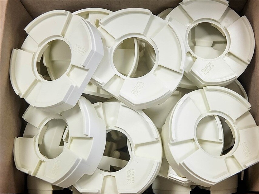 QUICK MASTER Split Cast Mounting Plates with Retention Rings QM 2010