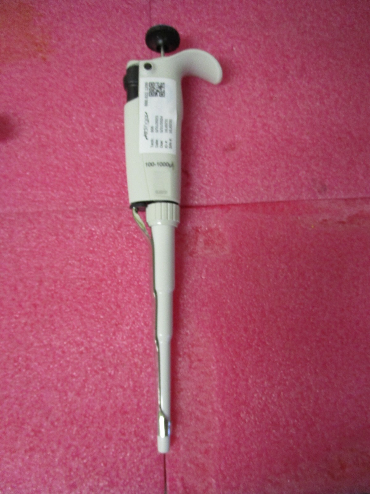 4 POSEIDON Genesee Scientific Pipettes 1-10µL, 2-20µL, 20-200µL, 100-1000µL