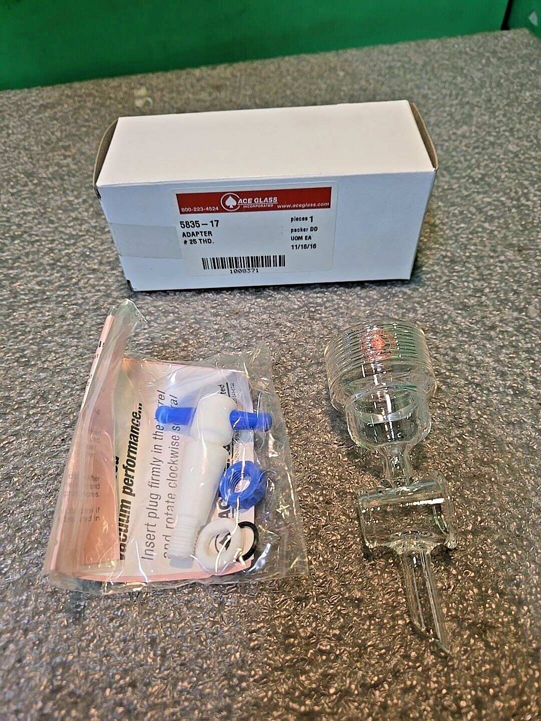 Ace Glass 25mm, 4mm Bore Adapter 5835-17 Drip tip chromatography 89052-508