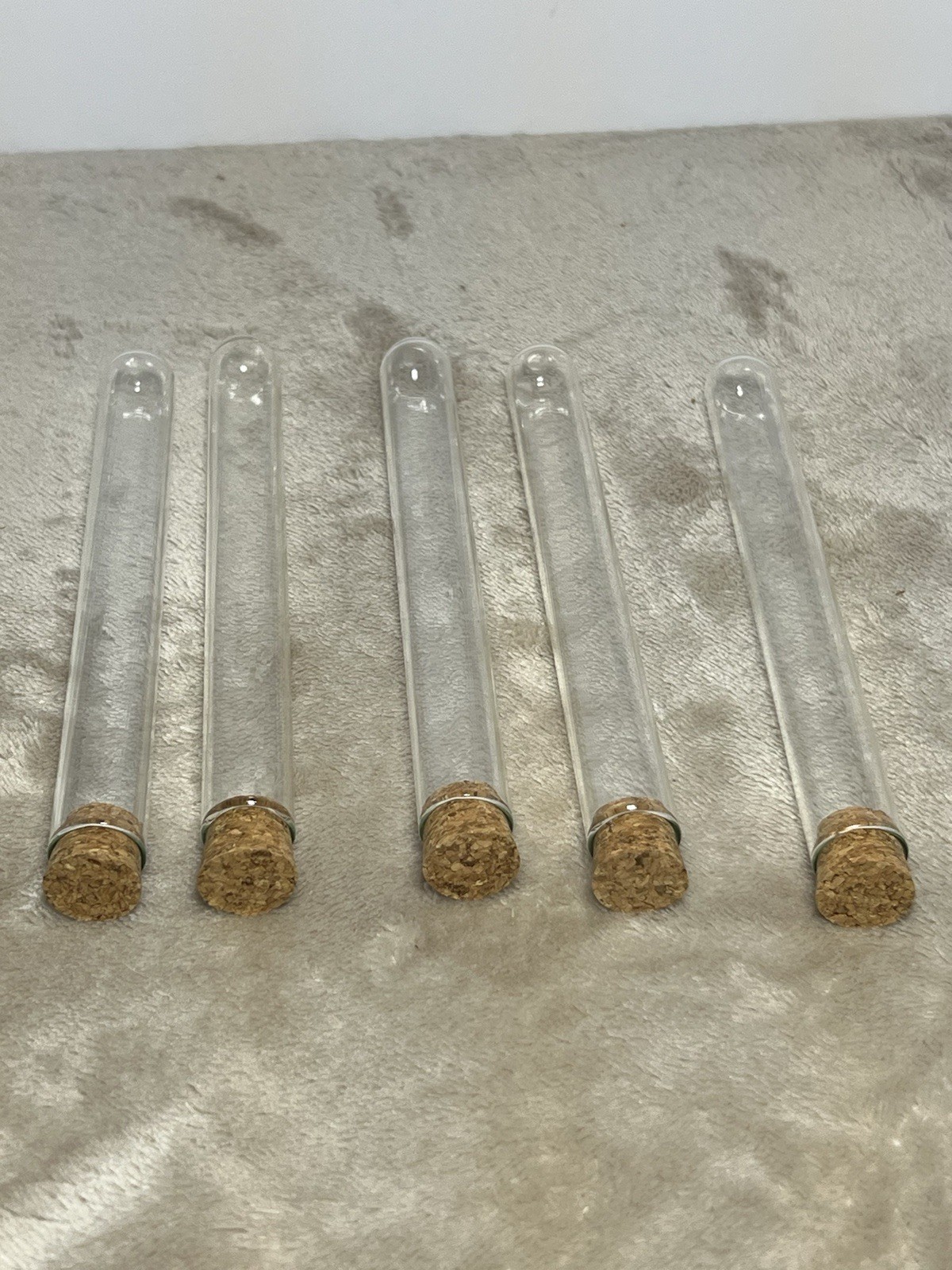 16x150mm Boro Glass Test Tubes & Cork Stoppers 23ml Vol (Pack/100)