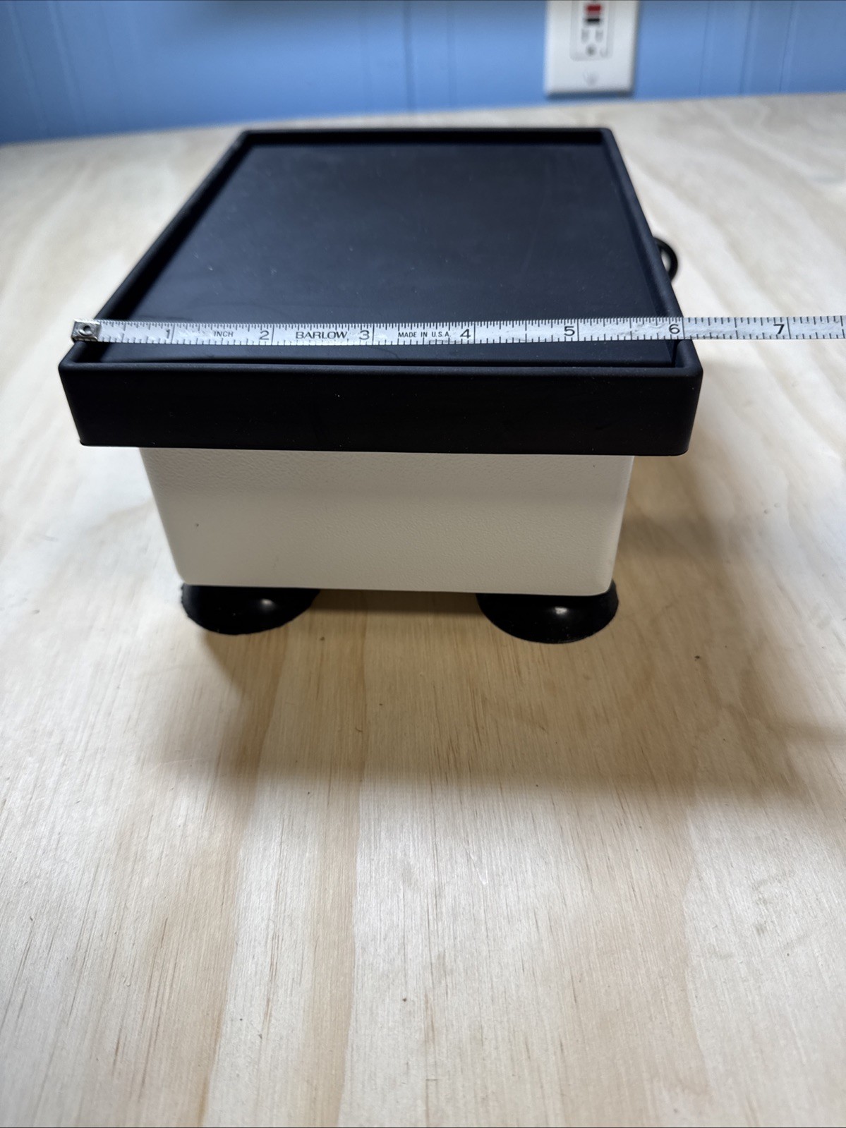 DentLab Square Quartet Vibrator JG-203A Plaster/Gypsum Mixing Machine