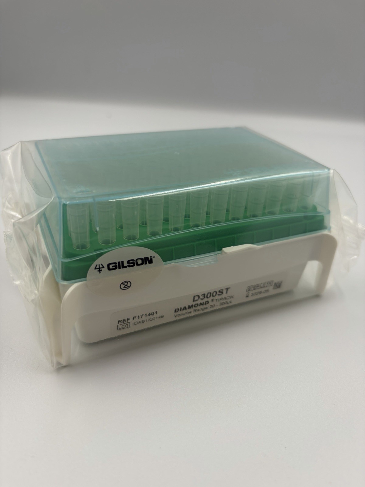 Gilson Diamond D300ST Strl Pipette Tips 20-300µL F171401 Medical Lab (Expired)