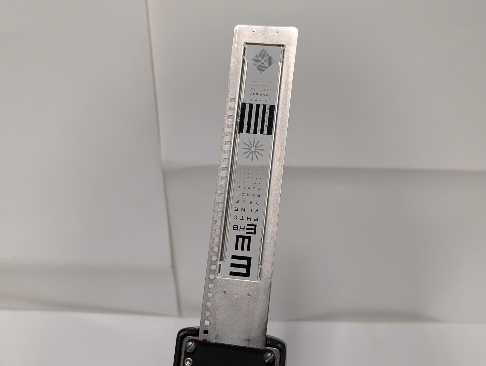 Cambridge Instruments 11082 Project-O-Chart w/ Wall Mount Bracket & Power Adptr