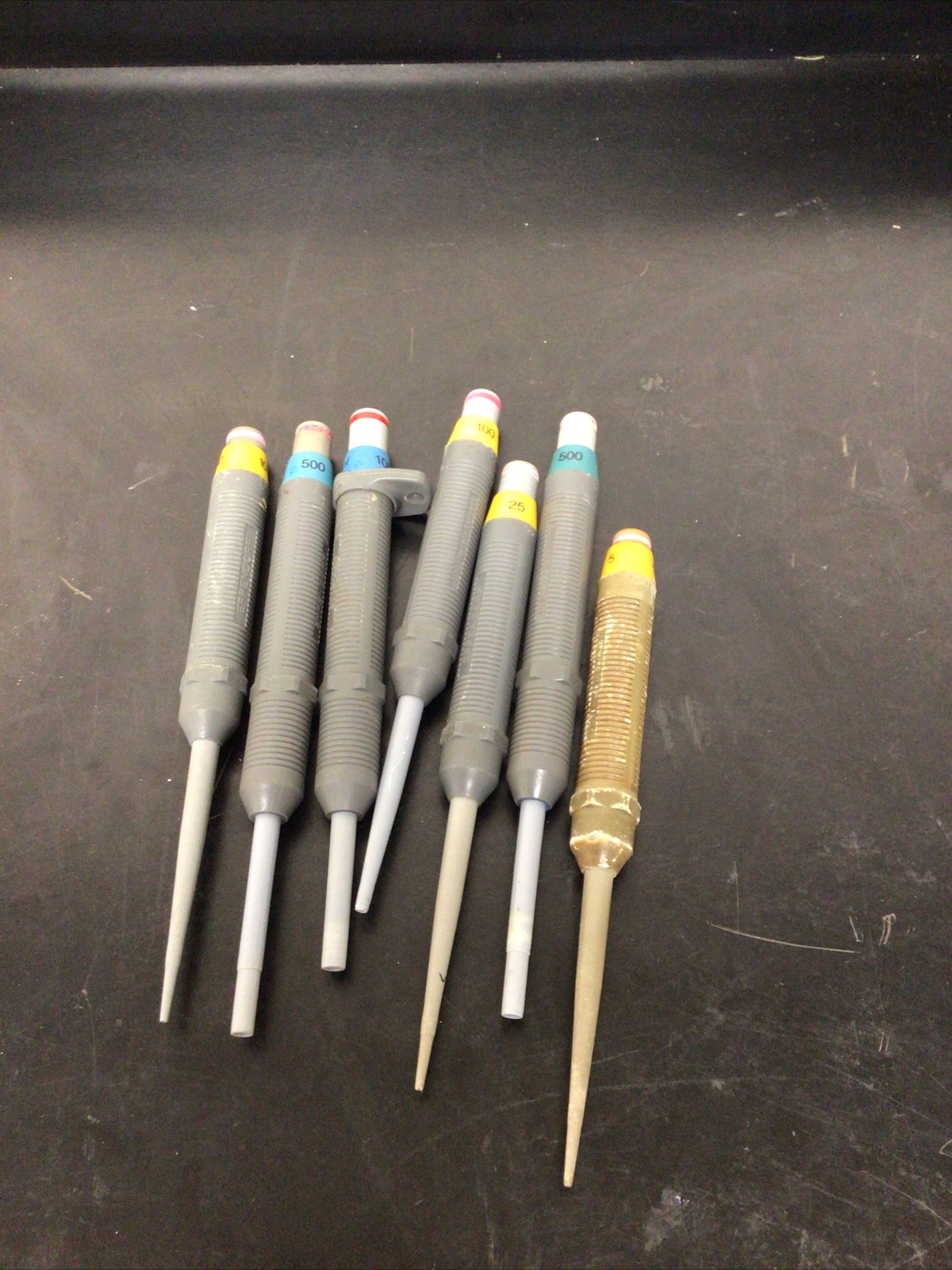 Assorted Lot Of 7 Pipetts. 10-1000UL Eppendorf?