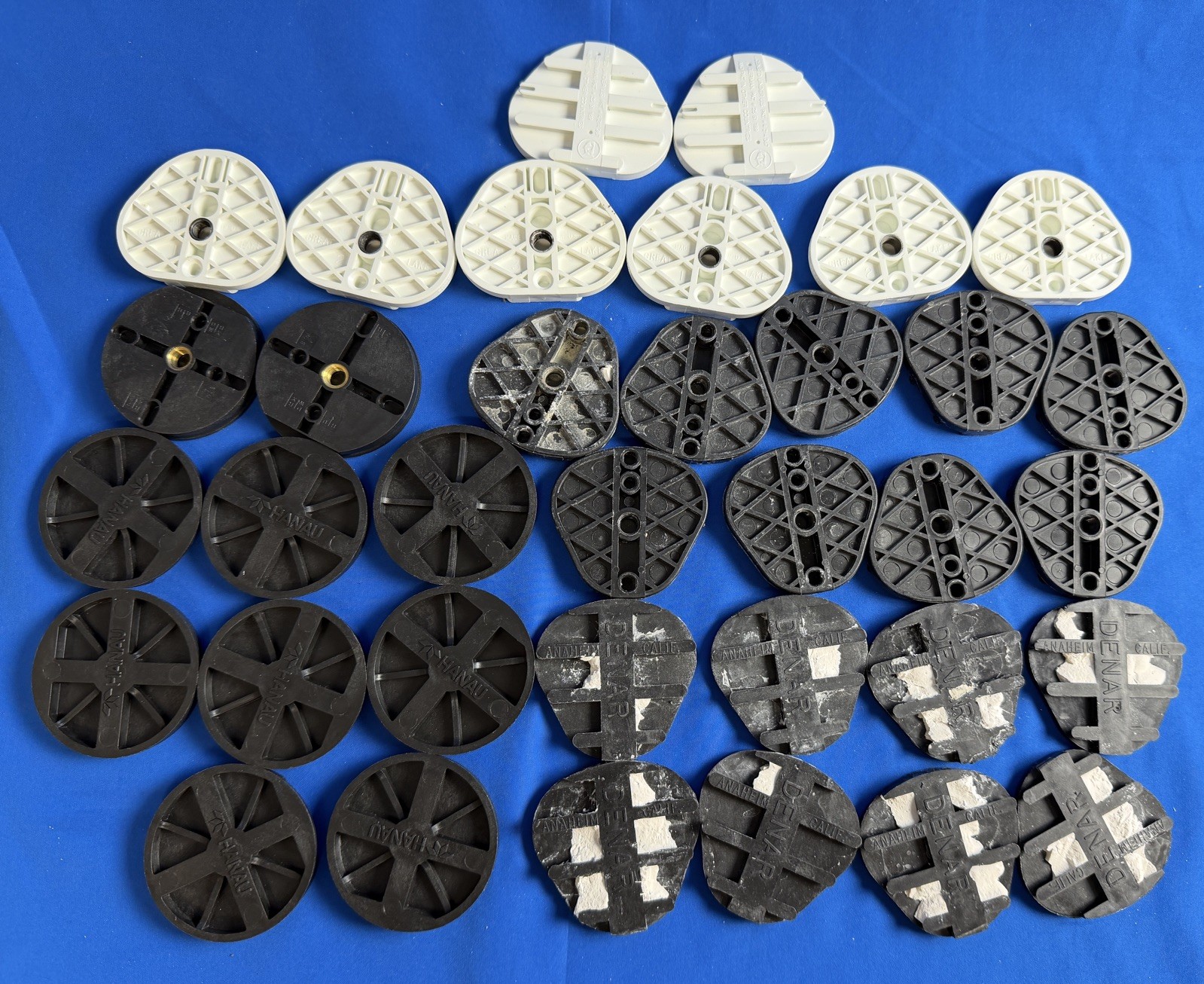 Denar Hanau Black White Plastic Dental Articulating Mounting Plates Lot of 35